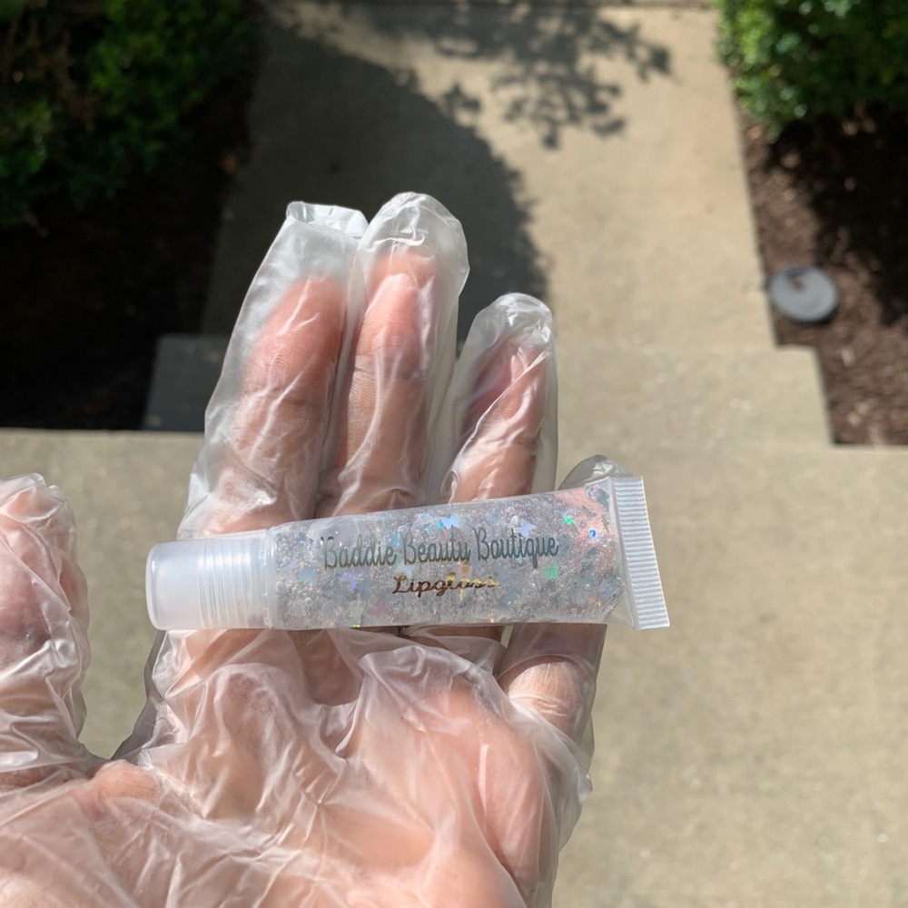 Butterfly Effect Lipgloss🦋 - Picture 3 of 5